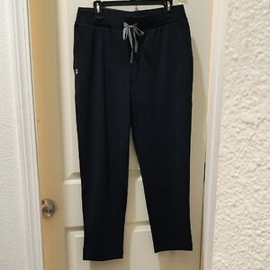 FIGS Form X Women's Scrub Pants